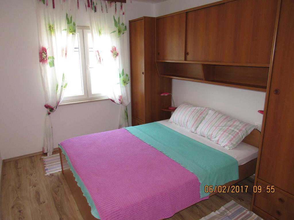Guest House Vanessa Supetar Luaran gambar